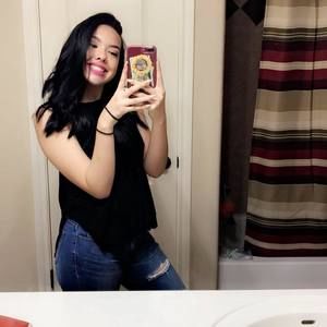 Meet your Posher, Nessa